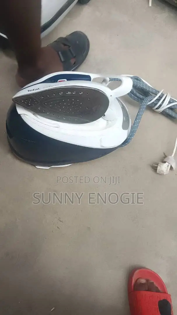 Industrial Steam Iron