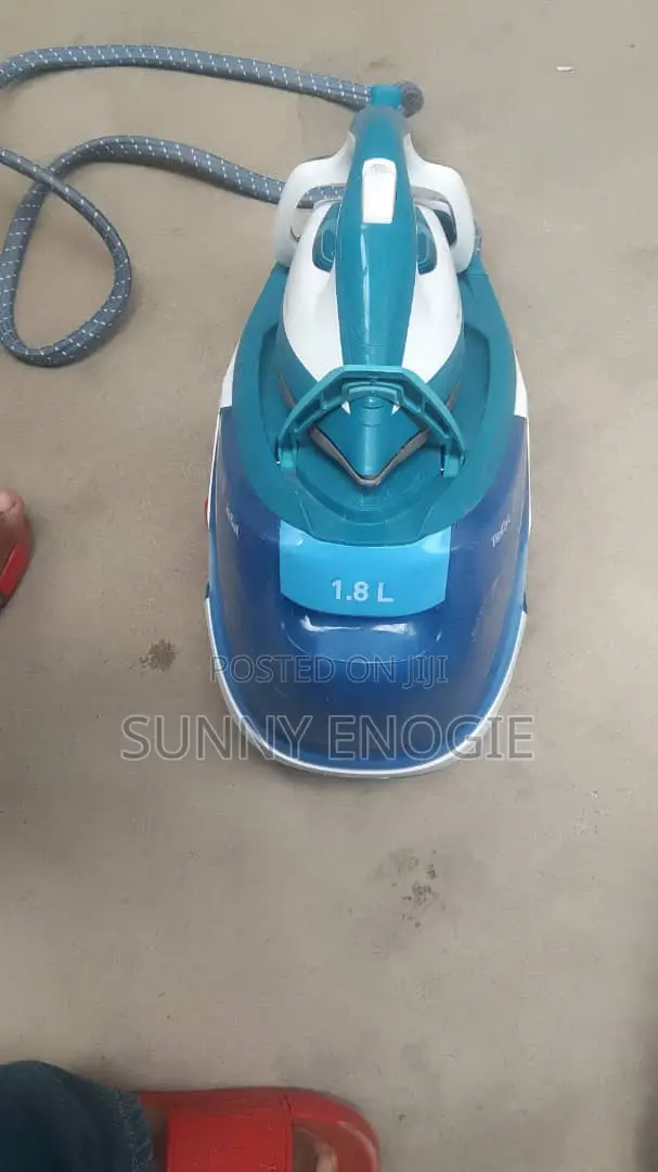 Industrial Steam Iron