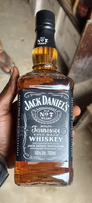 Jack Daniel’s by 12 Bottles