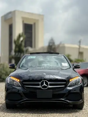 Mercedes-Benz C300 Sport 4Matic Sedan AWD (2.0L 4cyll 7A) 2016 Black