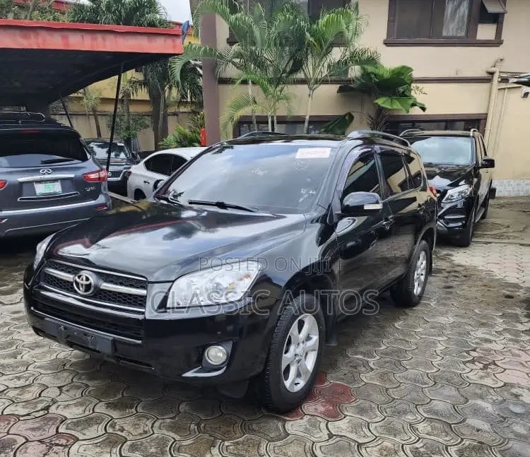 Toyota RAV4 2012 Black