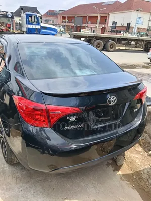 Toyota Corolla 2017 Black