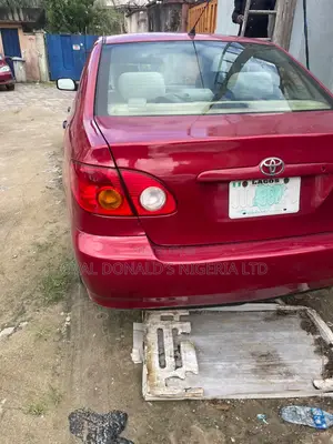 Toyota Corolla LE 2005 Red