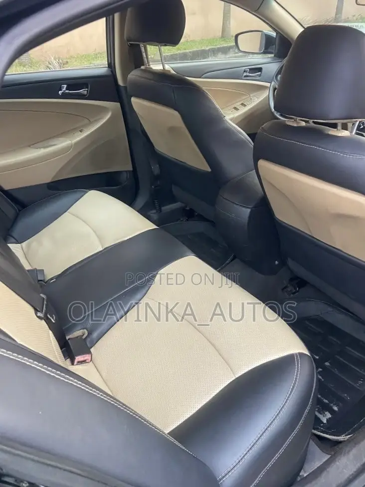 Hyundai Sonata 2012 Black
