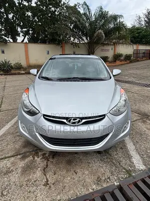 Hyundai Elantra 2011 Silver
