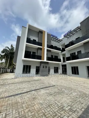 4bdrm Duplex in Asokoro for rent