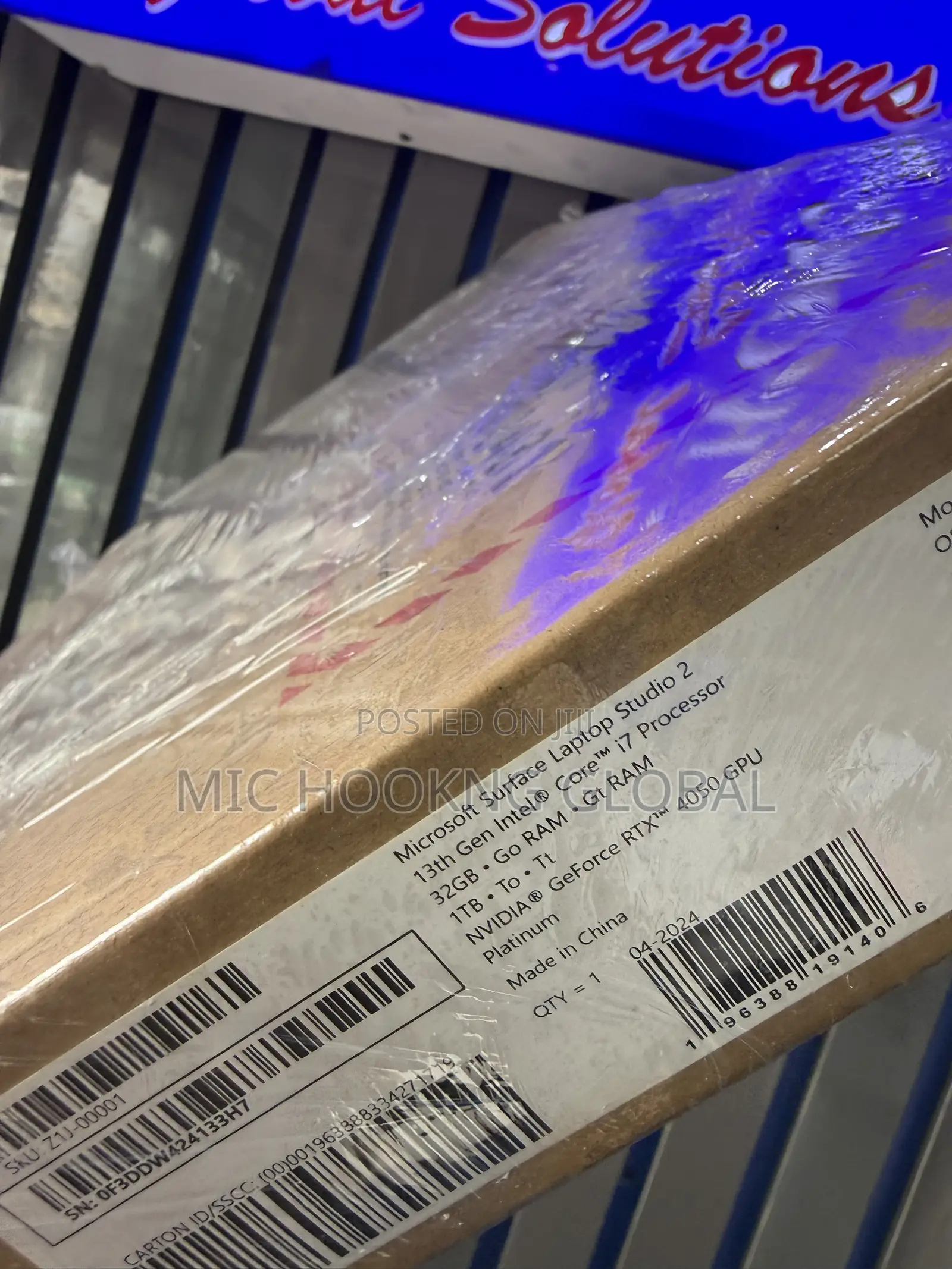 New Laptop Microsoft Surface Laptop Studio 2 32GB Intel Core i7 SSD 1T