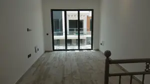 4bdrm Duplex in Ogombo for rent