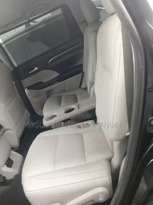 Toyota Highlander Limited V6 4x2 (3.5L 6cyl 6A) 2016 Black