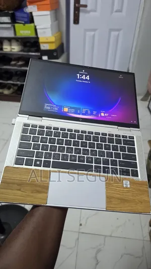Laptop HP EliteBook x360 1030 G7 16GB Intel Core i7 SSD 512GB