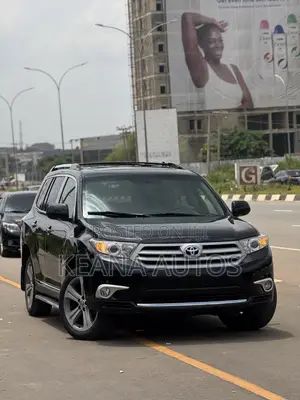 Toyota Highlander 2014 Black