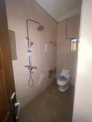 2bdrm Apartment in Lekki Phase 1 for rent
