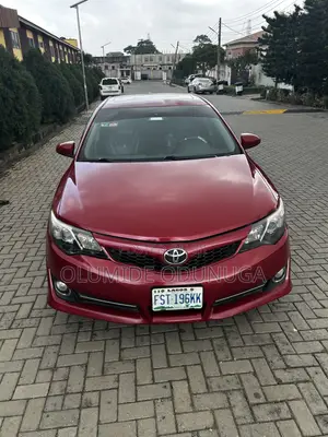 Toyota Camry 2012 Red