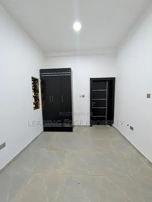 4bdrm Duplex in Alalubosa Estate for sale