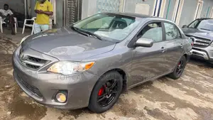 Toyota Corolla LE 4dr Sedan (1.8L 4cyl 4A) 2012 Gray