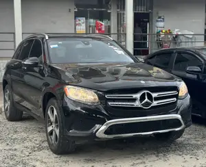Mercedes-Benz GLC-Class 2016 Black