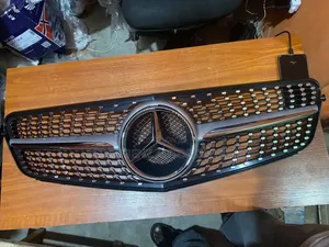 Front Grill C 300 205 Model