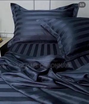 Luxury 6×6 King Size Bedsheet With Pillowcases