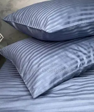 Luxury 6×6 King Size Bedsheet With Pillowcases
