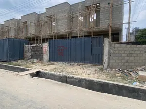4bdrm Townhouse/Terrace in Spring Valley, Lekki Expressway for sale