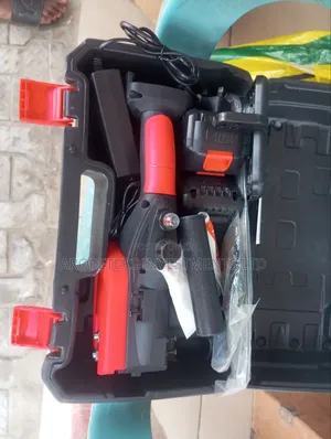Eurotek 8" Cordless Chain Saw