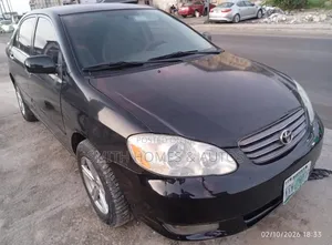 Toyota Corolla LE 2004 Black