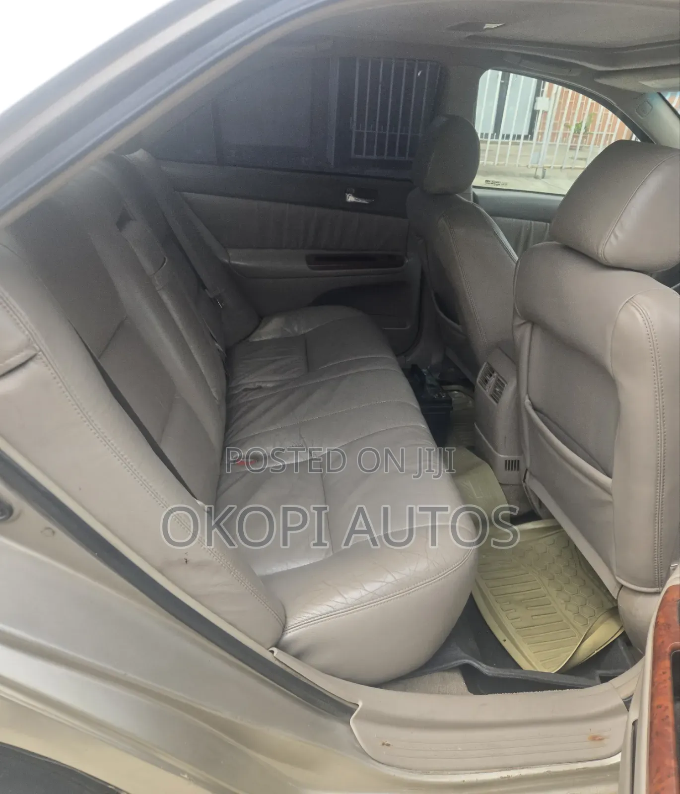 Toyota Camry 2004 Gold
