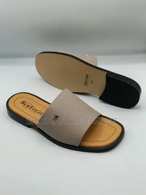 Bertozzi Palm Slippers | Comfort Meets Modern Style
