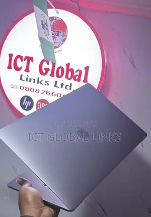 Laptop Apple MacBook Pro 2019 16GB Intel Core i9 SSD 1T