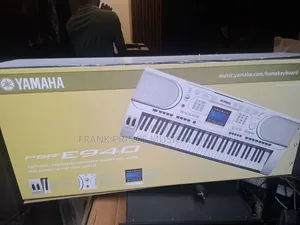 Yamaha PSR-E940 61-Key Portable Electronic Keyboard
