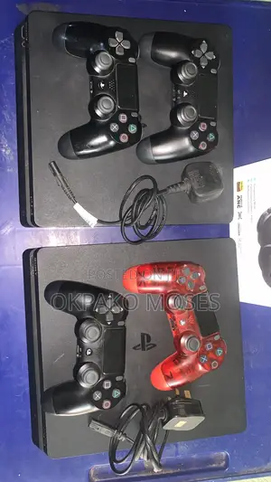 Hacked Ps4 Slim With FC 27 Package Games and 2 Controllers