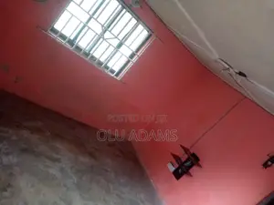Mini Flat in Alakuko for rent
