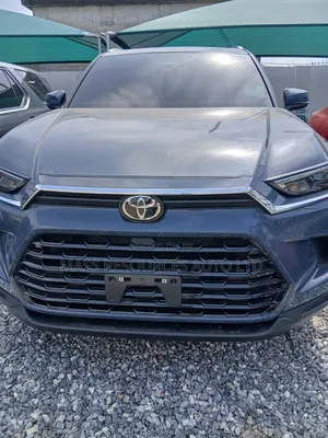 Toyota Highlander XLE AWD 2024 Blue