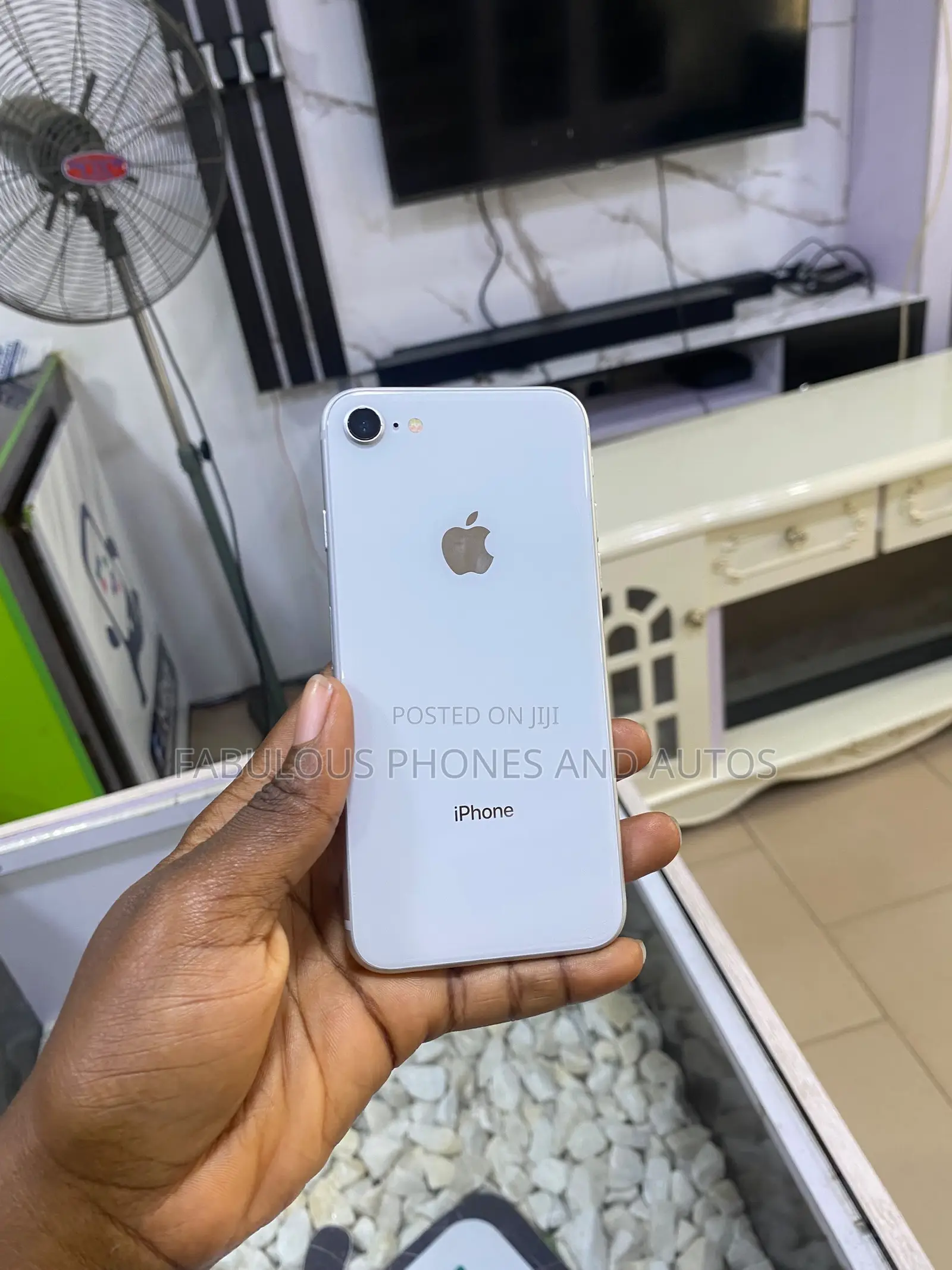 Apple iPhone 8 64 GB White