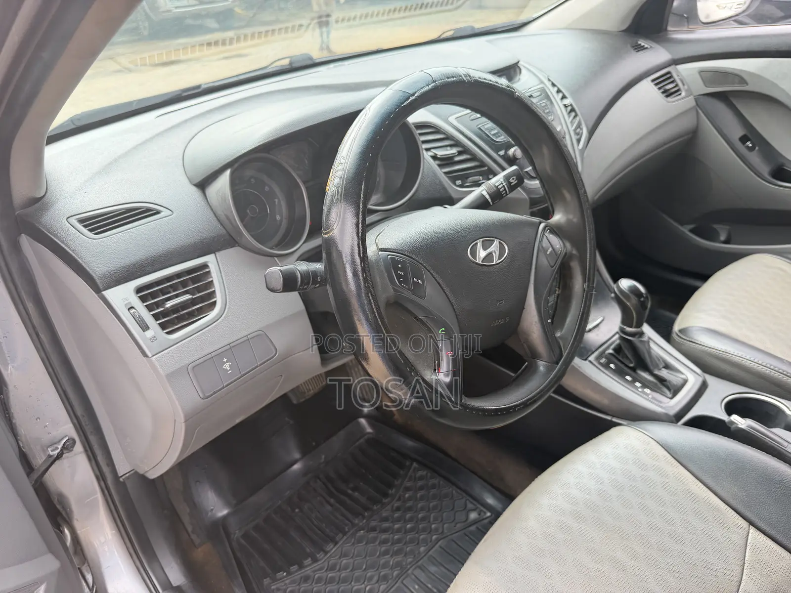 Hyundai Elantra 2013 Gray
