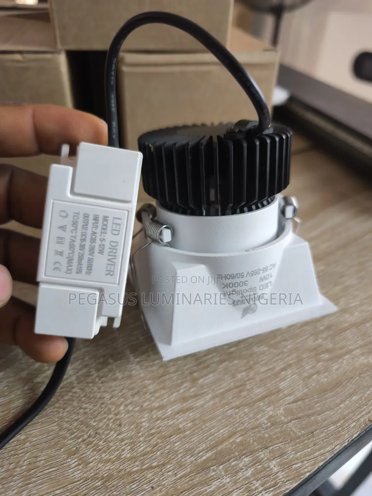 10w Square Anti Glare Spotlight