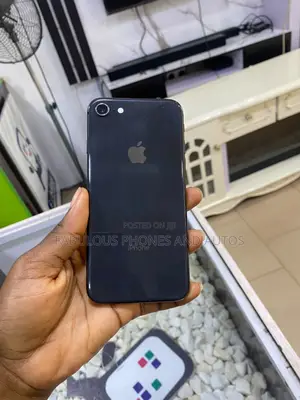 Apple iPhone 8 64 GB Black