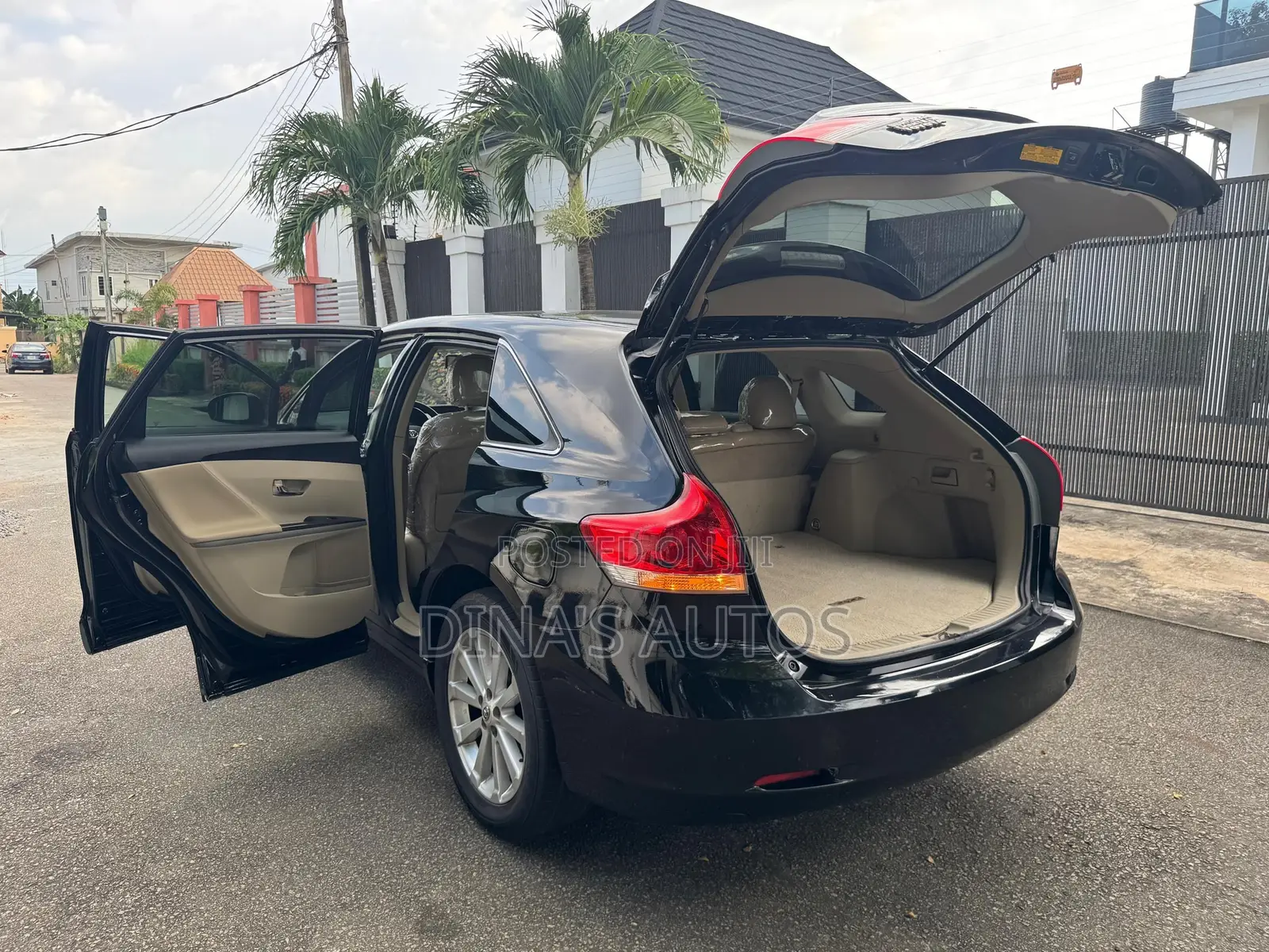 Toyota Venza 2010 Black