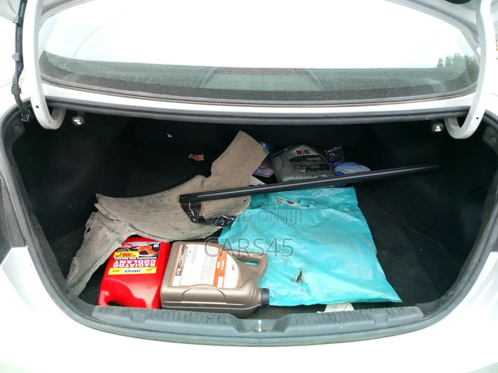 Hyundai Elantra 2015 Silver