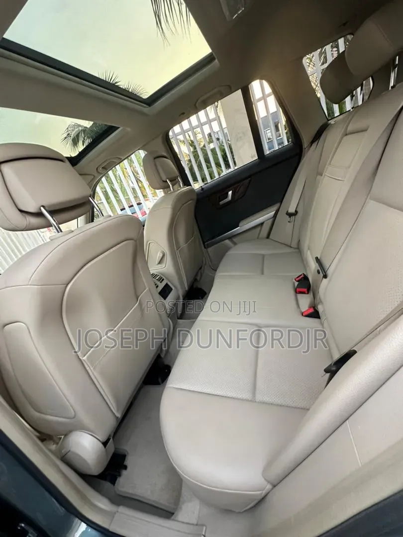 Mercedes-Benz GLK-Class 2012 Gray