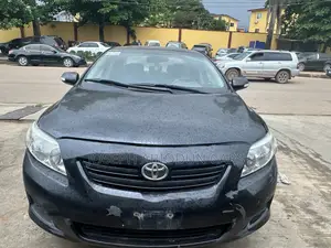 Toyota Corolla 2010 Black