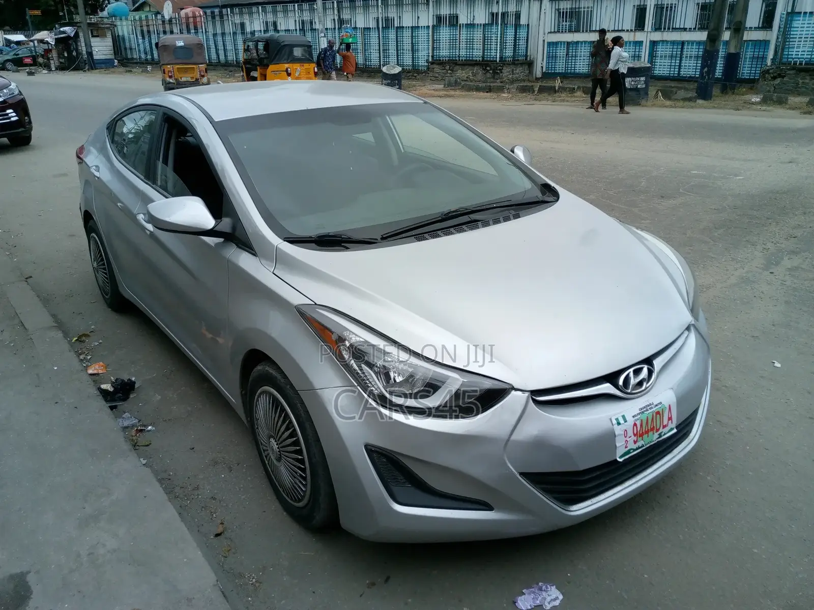 Hyundai Elantra 2015 Silver