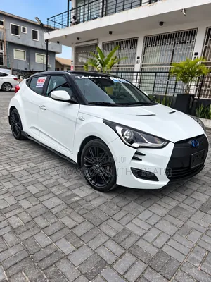 Hyundai Veloster Automatic 2012 White