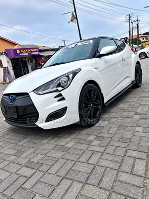 Hyundai Veloster Automatic 2012 White