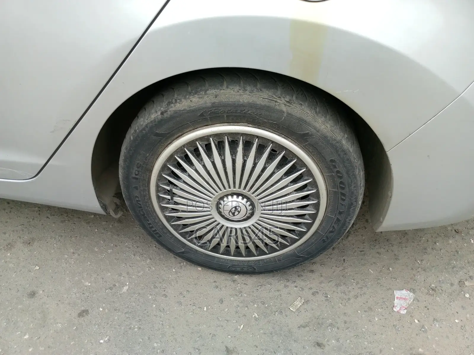 Hyundai Elantra 2015 Silver