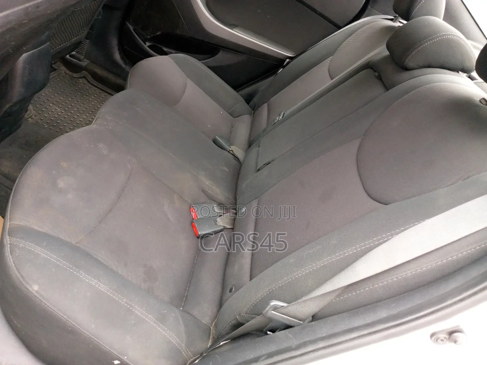 Hyundai Elantra 2015 Silver
