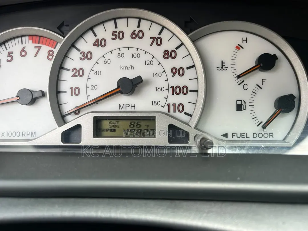 Toyota Corolla 2005 Silver