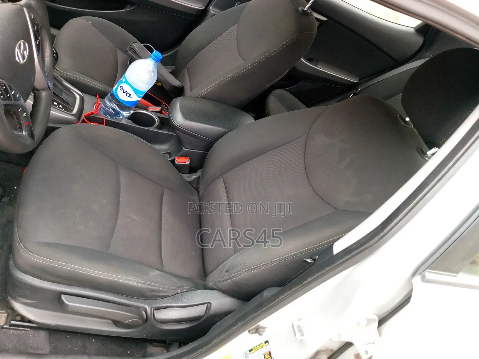 Hyundai Elantra 2016 Silver