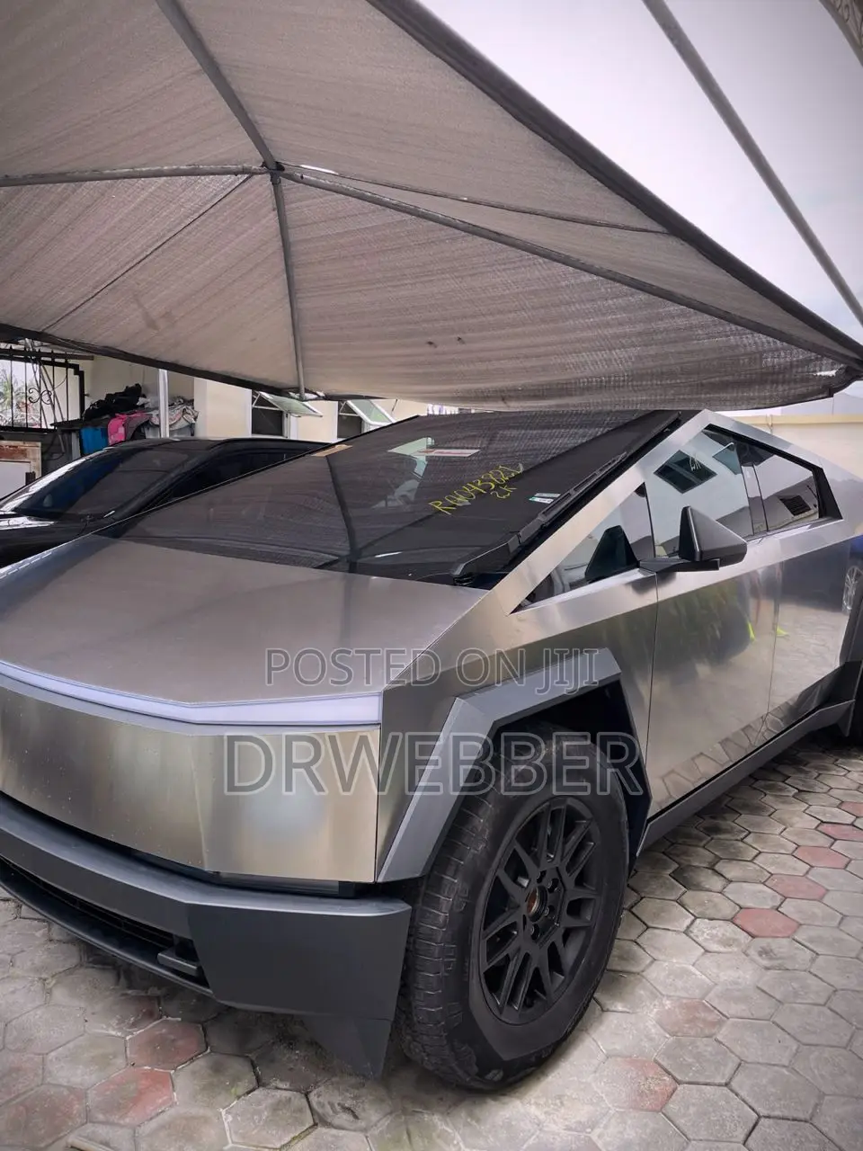Tesla Cybertruck AWD 2024 Silver