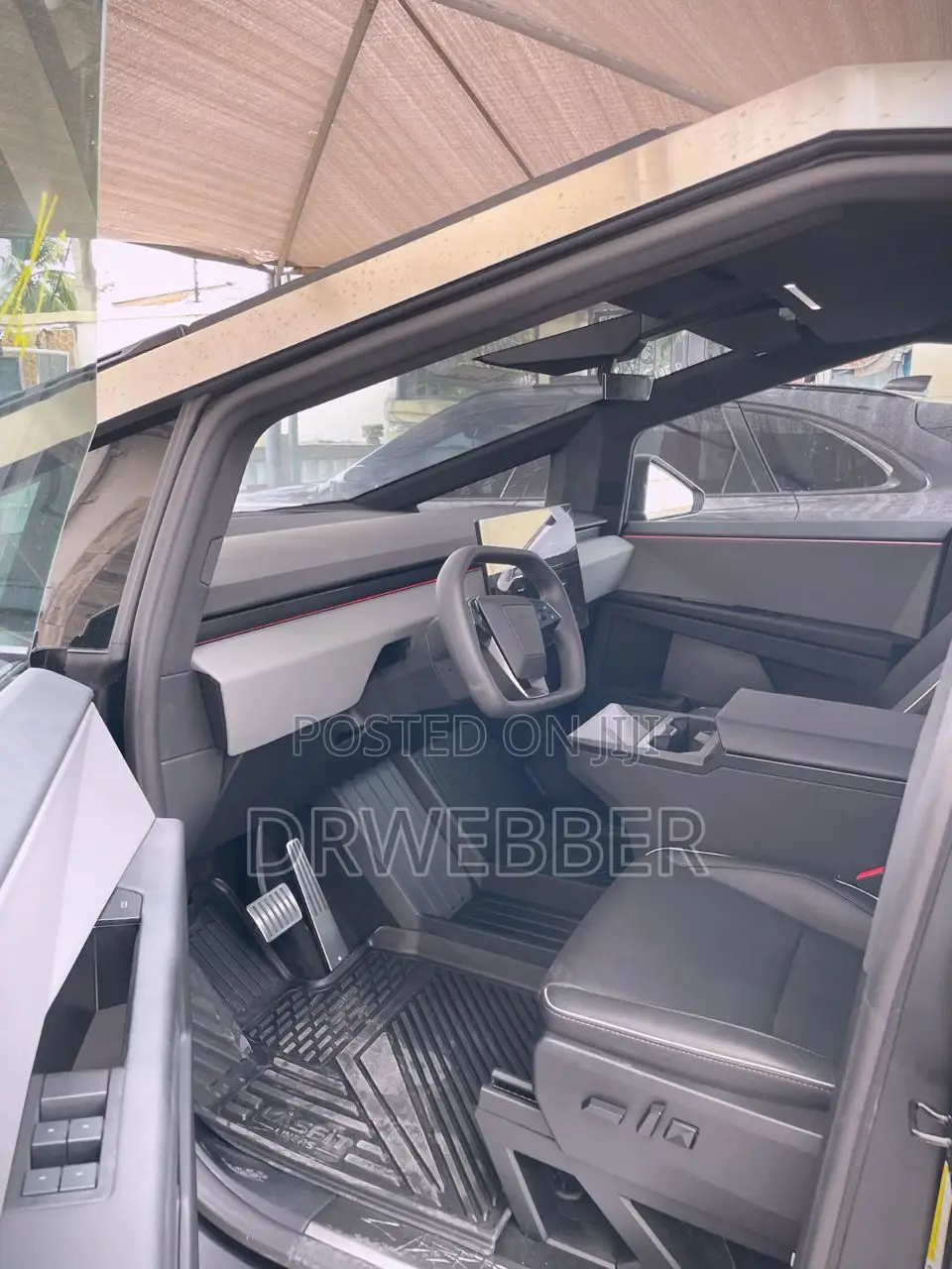 Tesla Cybertruck AWD 2024 Silver